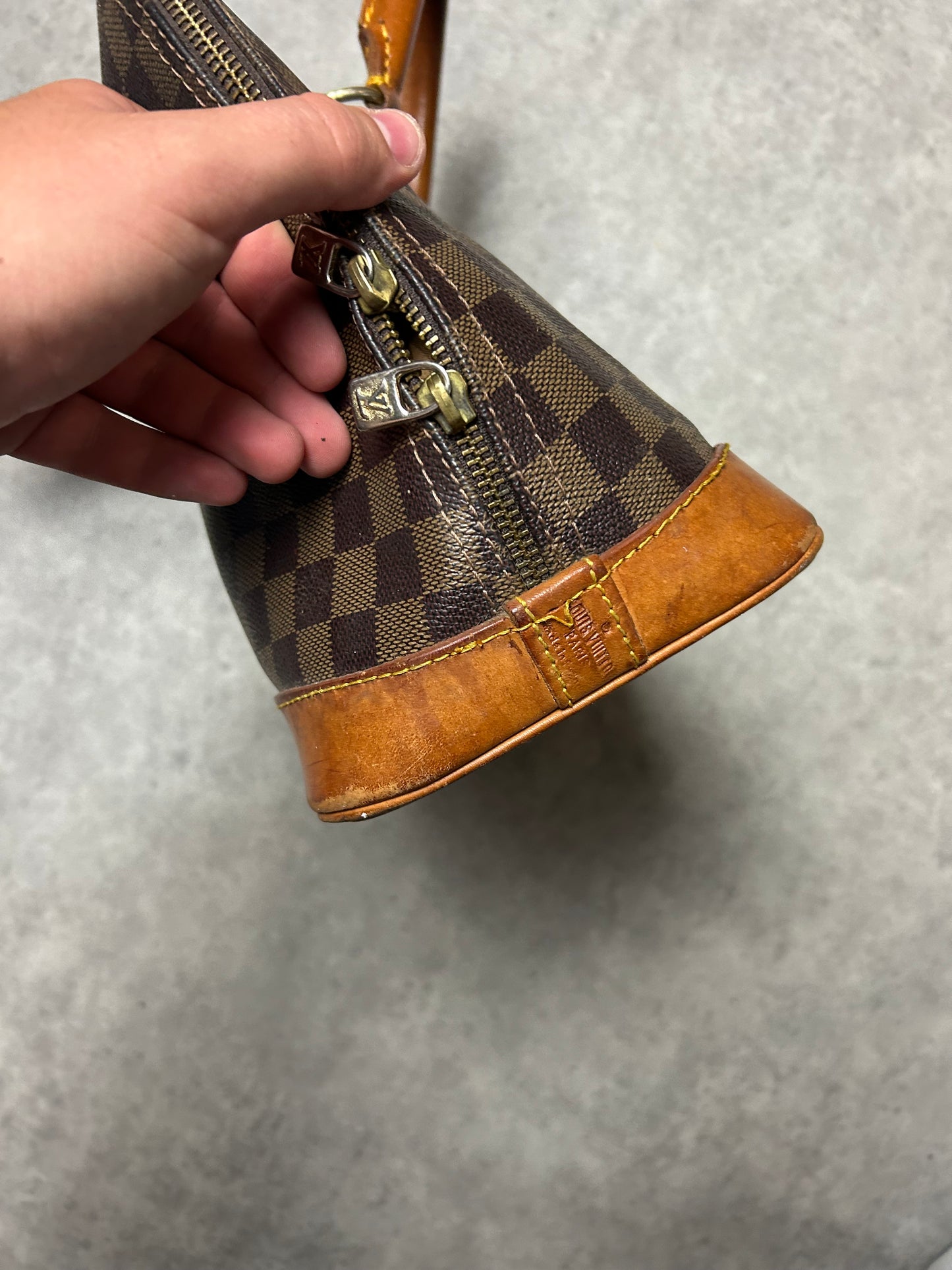 Sac à main Louis Vuitton Damier Alma en cuir vintage année 90/2000’