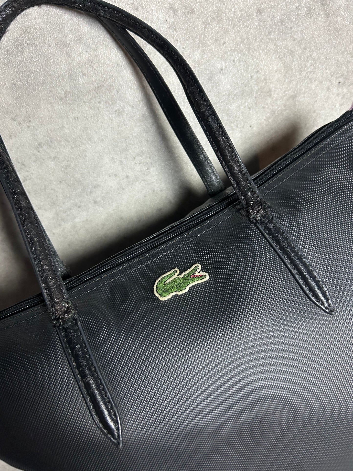 Sac à main Lacoste cabas en cuir noir
