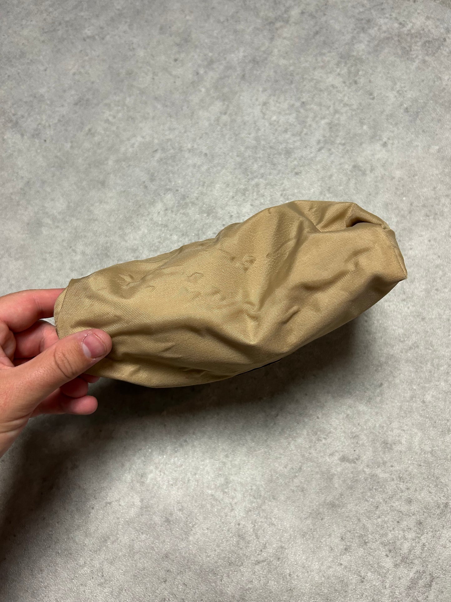 Pochette Longchamp en toile beige trousse pliage